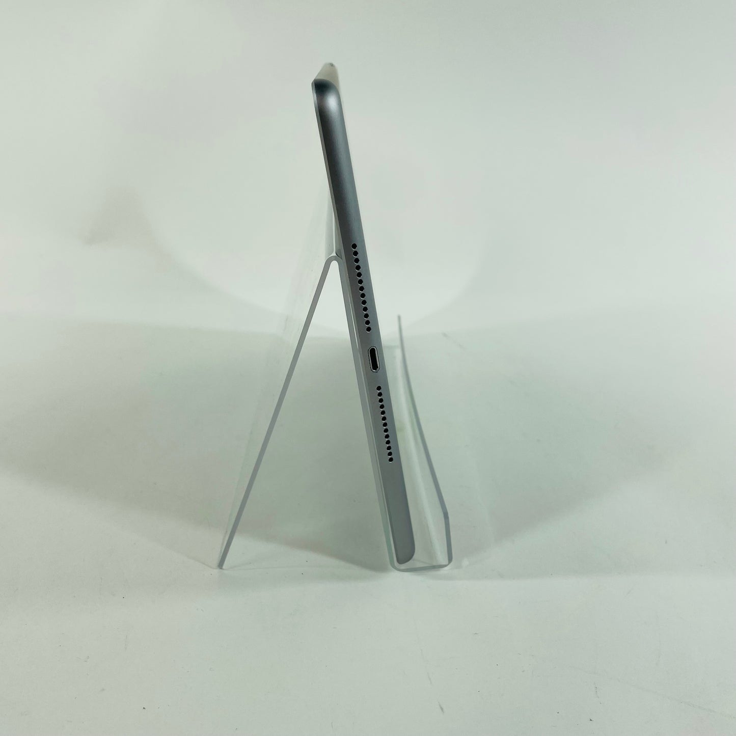 WiFi Only Apple iPad 5th Gen 128GB 16.7.1 SPACE GRAY MP2H2LL/A