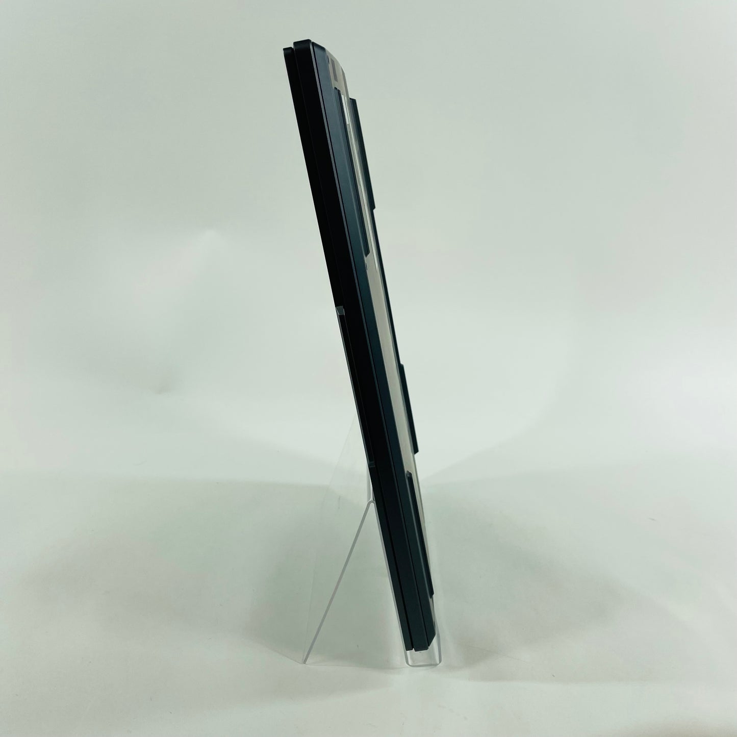 Lenovo Legion Slim 5 16APH8 Ryzen 5 7640HS 16GB RAM 512GB SSD GeForce RTX 4060