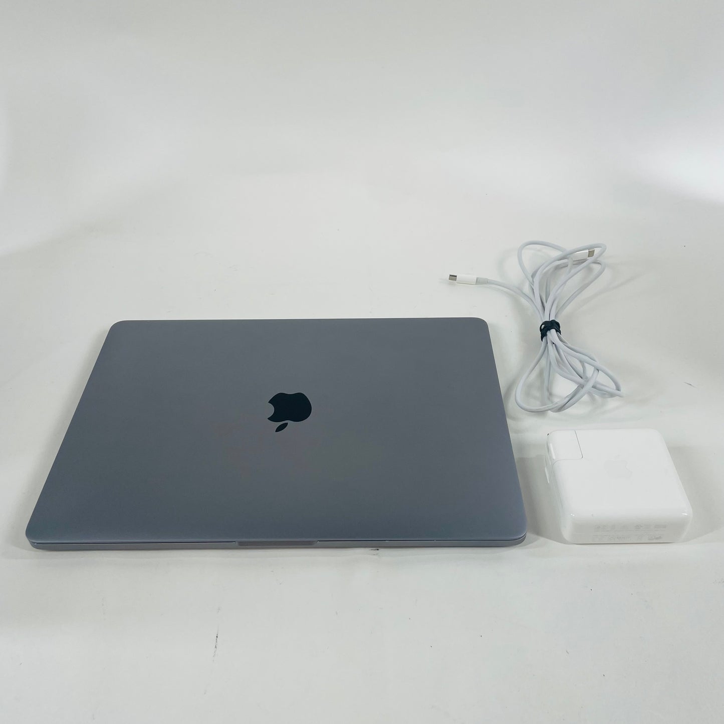 2019 Apple MacBook Pro 13.3" i5 1.4GHz 8GB RAM 128GB SSD Silver A2159