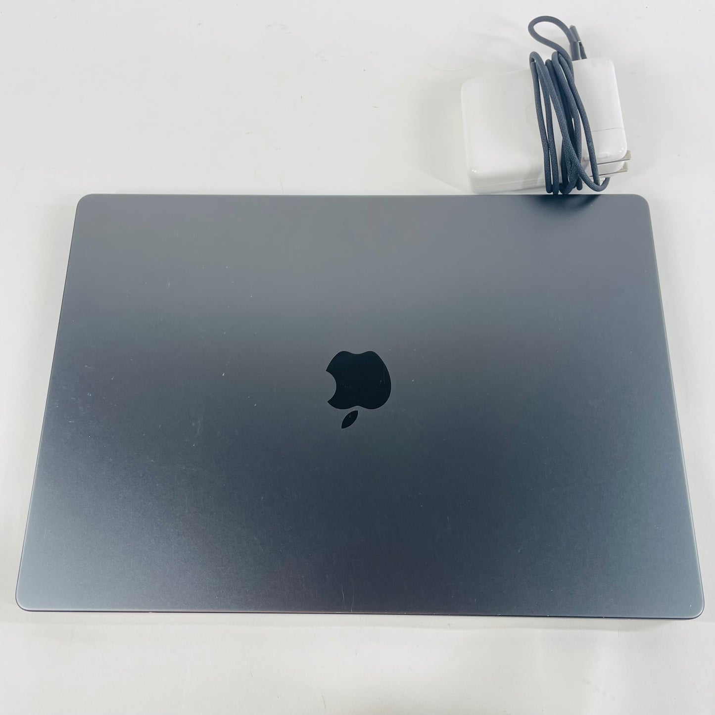 2023 Apple MacBook Pro 16" M3 Pro 18C GPU 4.0GHz 36GB RAM 512GB SSD A2991