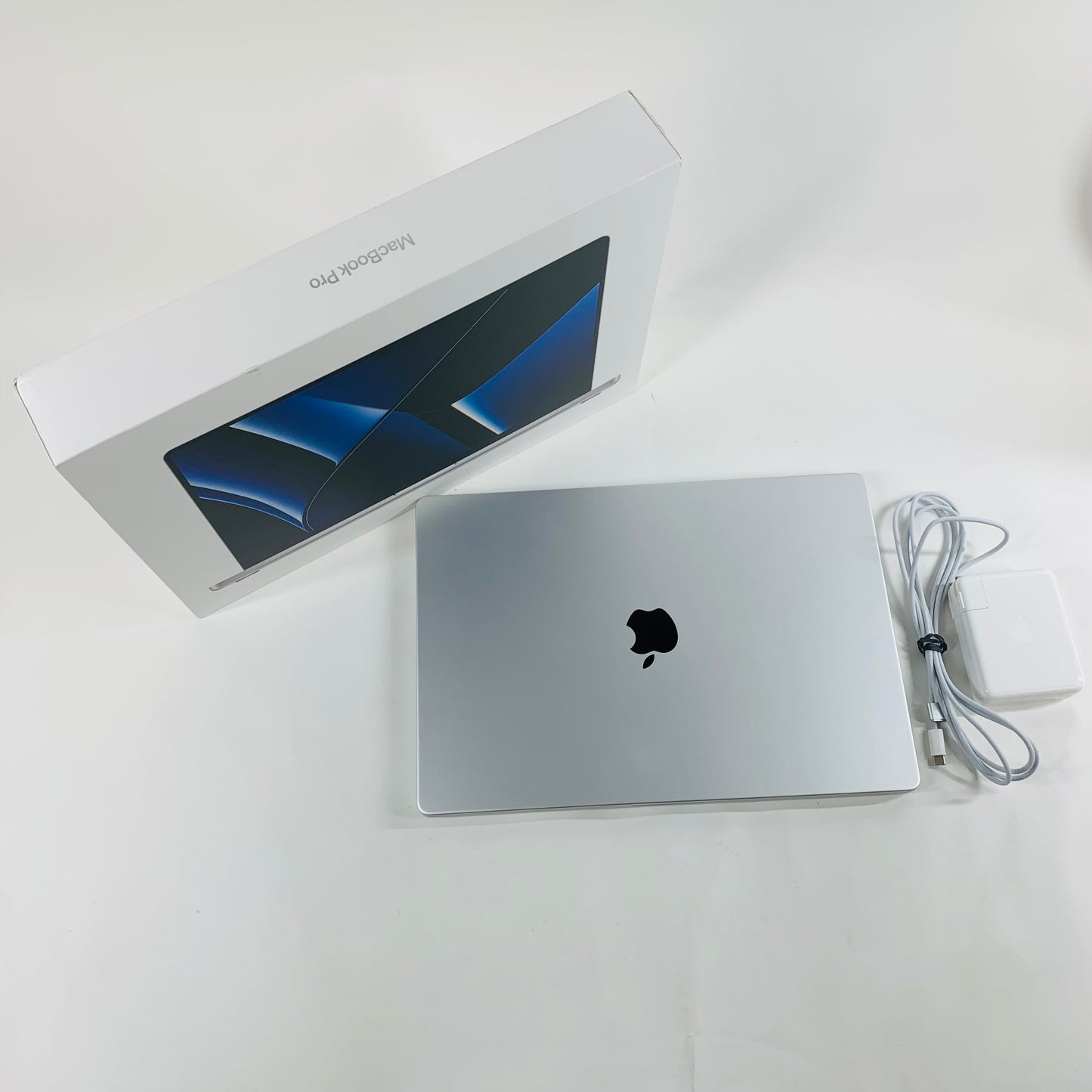 2023 Apple MacBook Pro 16" M2 Pro 19C GPU 3.5GHz 16 512GB SSD MNWC3LL/A
