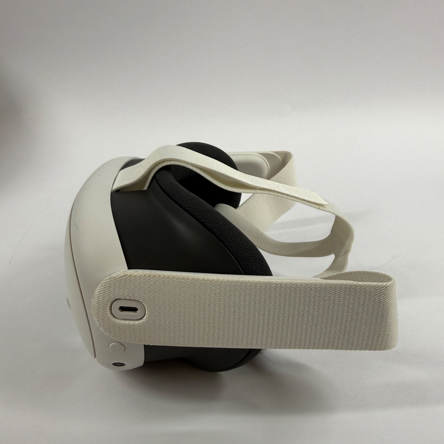 Meta Quest 3 512GB Standalone All-in-One VR Headset S3A