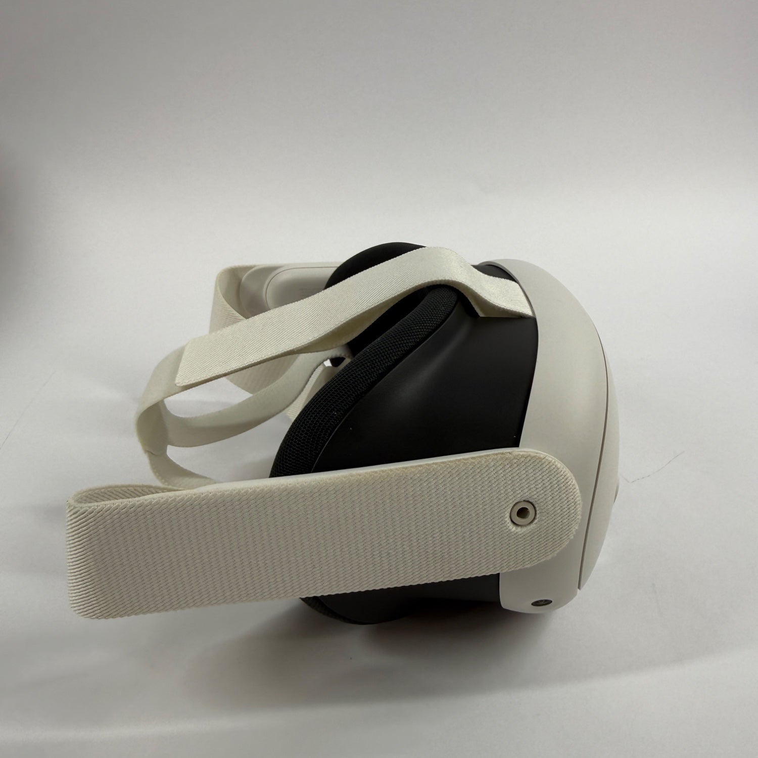 Meta Quest 3 512GB Standalone All-in-One VR Headset S3A