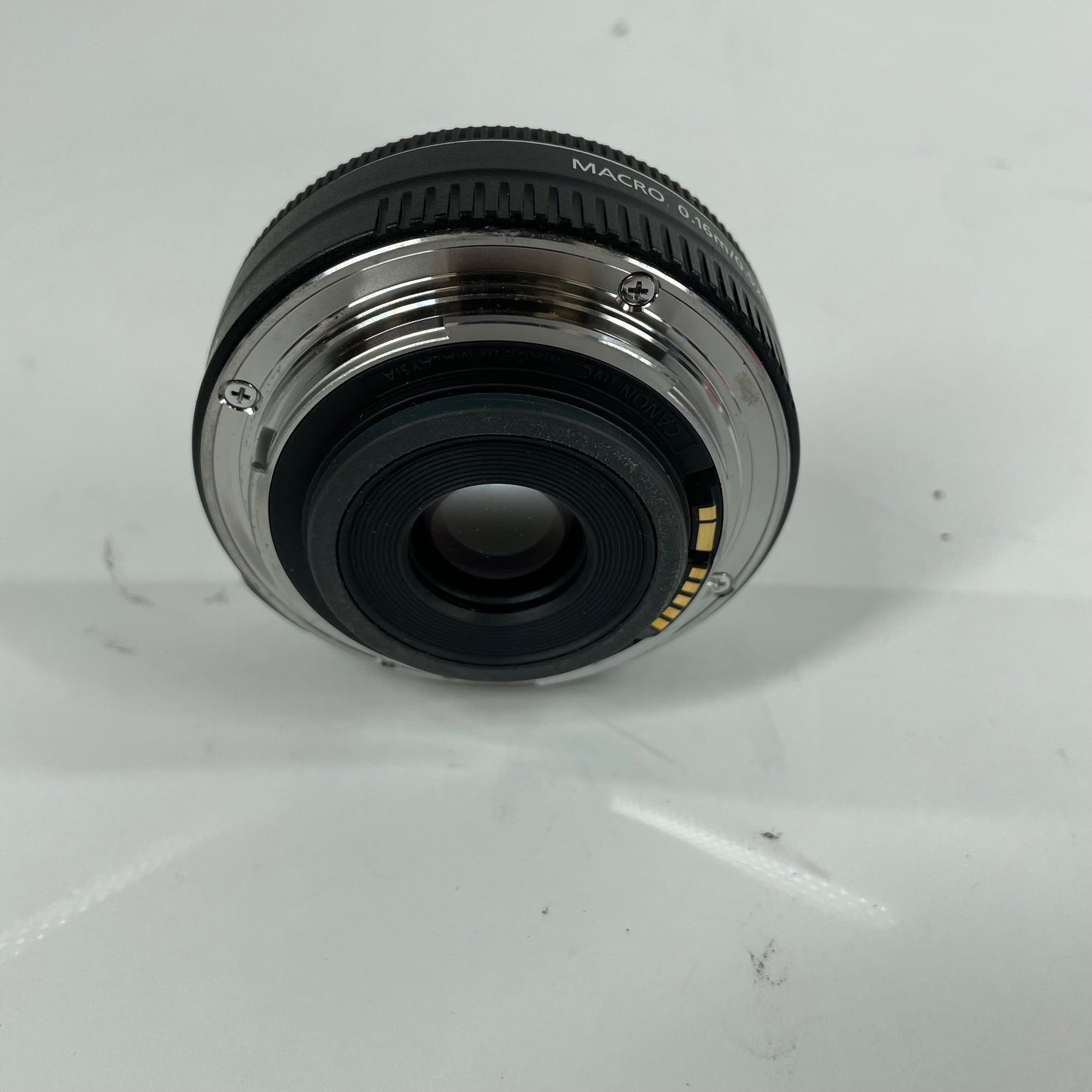 Canon EF-S 24mm f/2.8