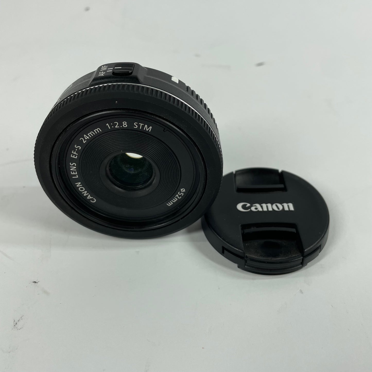 Canon EF-S 24mm f/2.8