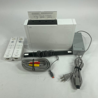 Nintendo Wii Bundle Video Game Console RVL-001 White