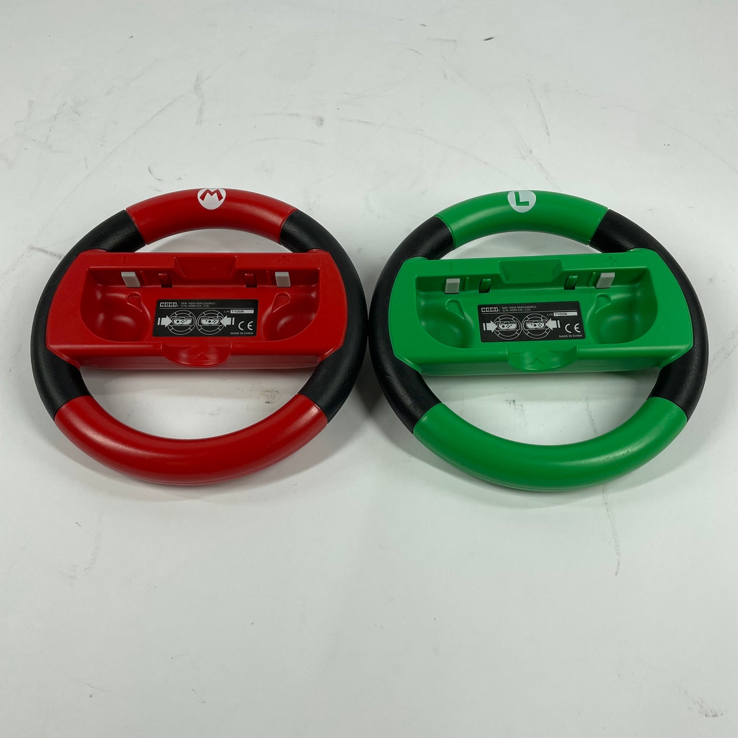 Hori 2x Joy-Con Grip Red/Green NSW-054 For Switch