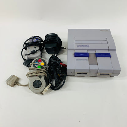 Super Nintendo Entertainment System NES Video Game Console SNS-001 Gray