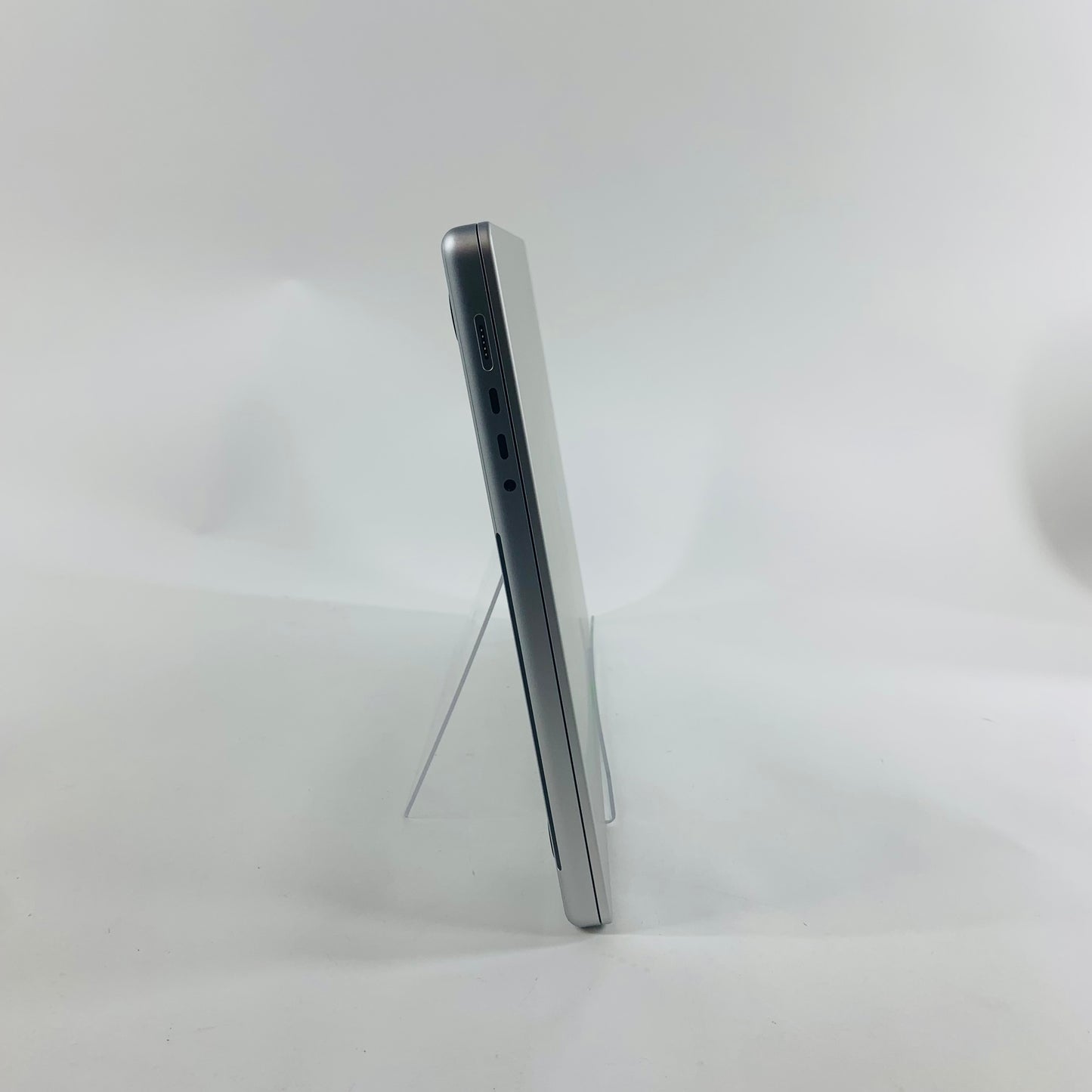 2023 Apple MacBook Pro 16" M2 Pro 19C GPU 3.5GHz 16 512GB SSD MNWC3LL/A