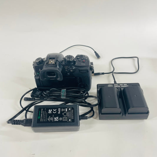 Panasonic Lumix DC-GH5 DC-GH5 20MP Mirrorless Camera Body Only