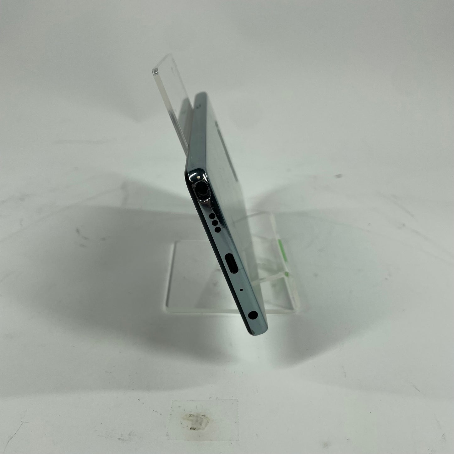 Broken Factory Unlocked LG G Pad 5 64GB 8.1.0 LM-Q730MM Cracked