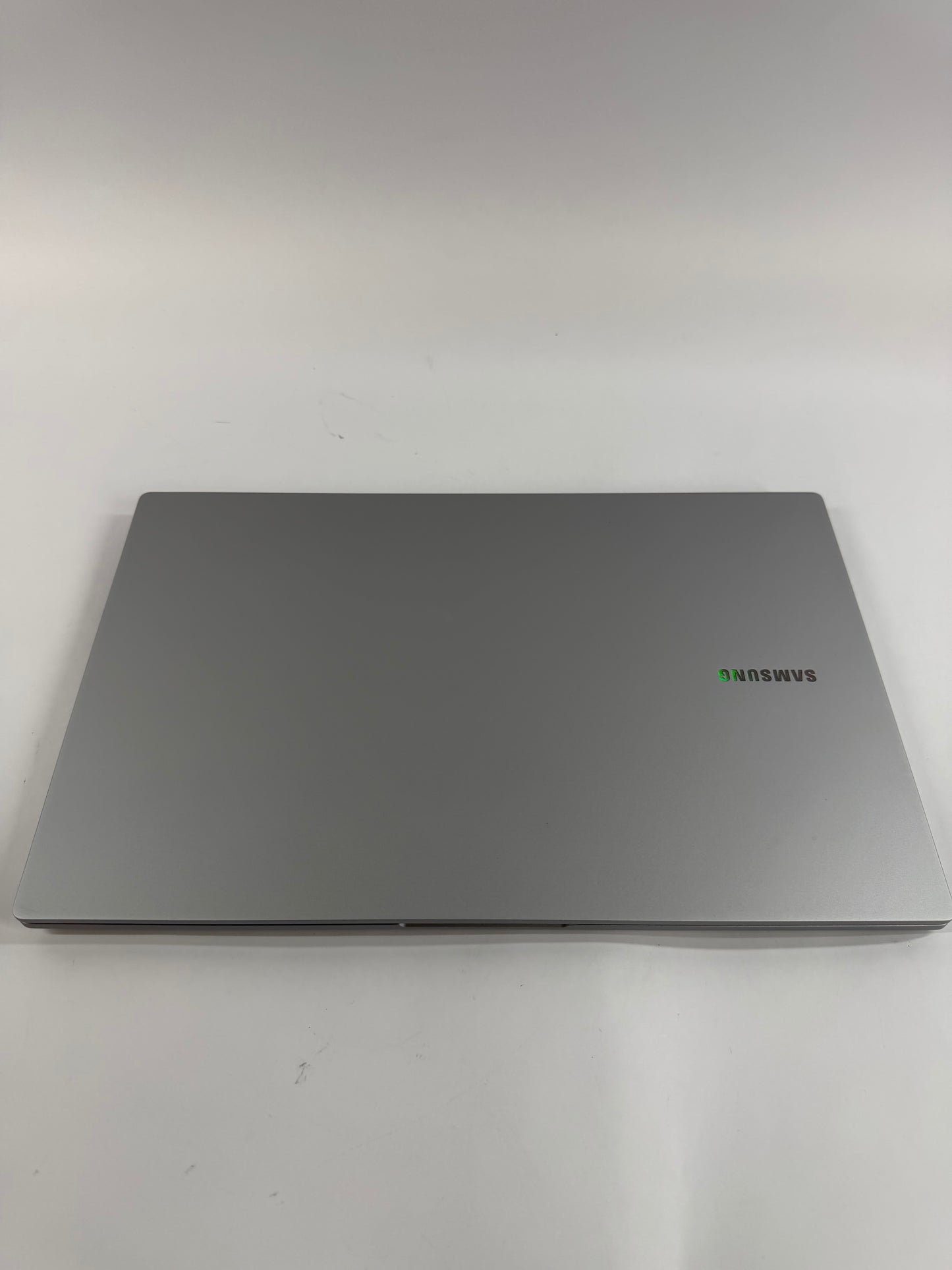 Samsung Galaxy Book4 NP750XGK 15.6" 7150U 1.8GHz 16GB RAM 512GB SSD