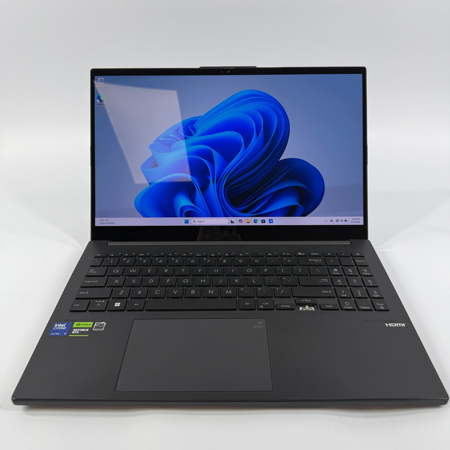 Broken Asus Vivobook Pro 15 Core Ultra 9 185H 2.5GHz 24GB RAM 2TB SSD READ