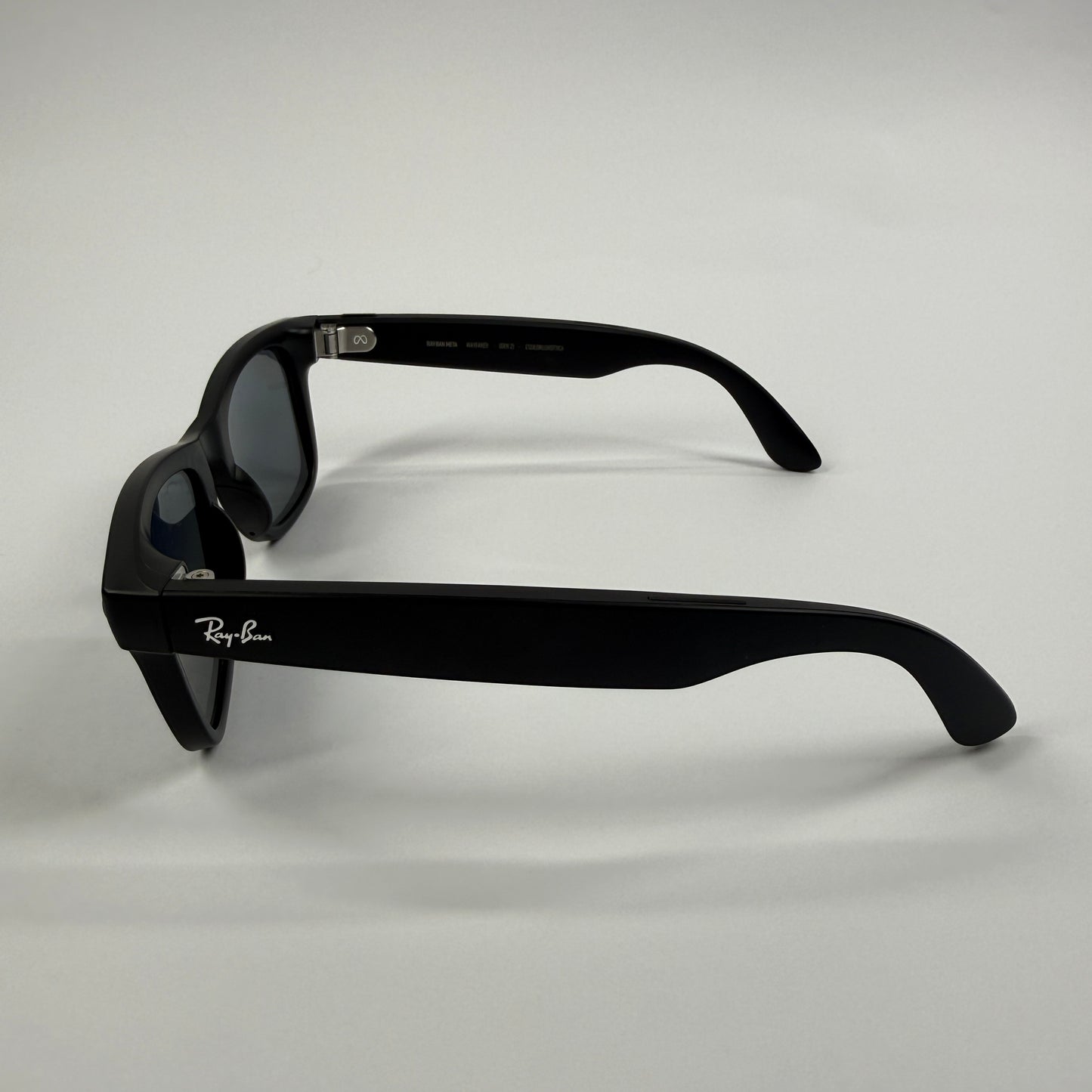 Ray-Ban Meta Wayfarer Gen 2 Matte Black Polarized RW4012 601/SSB AI Smart Glasses
