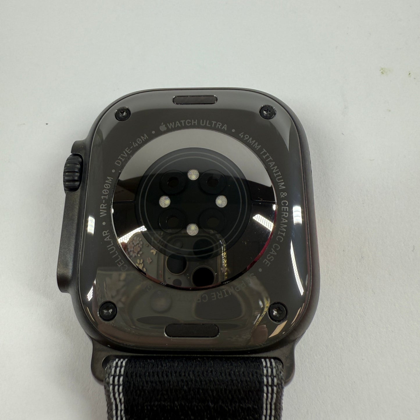 Unlocked Apple Watch Ultra 3 49MM Natural Titanium Third Party MF1D4LW/A